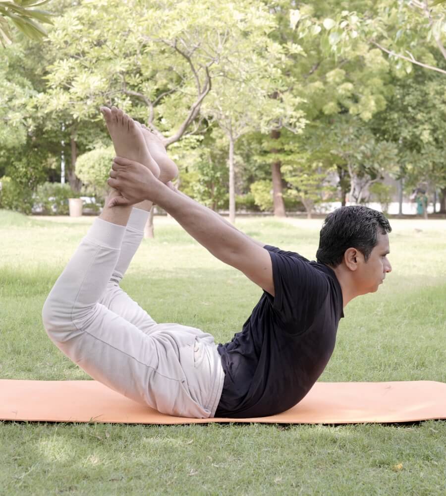 Dhanuarasana